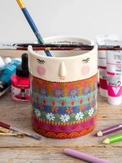 Painters Cup Folk Lady